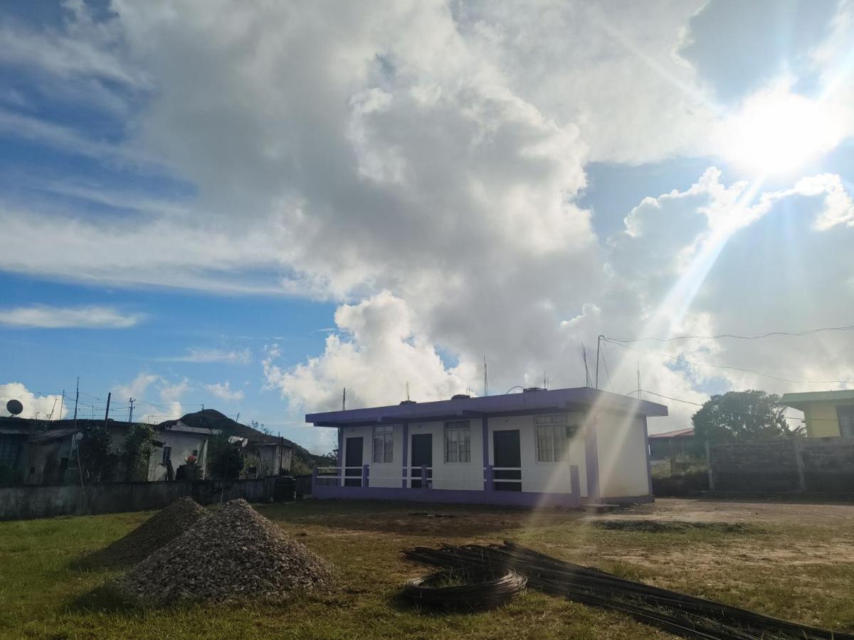Lavender Guesthouse تشيرابونجي المظهر الخارجي الصورة